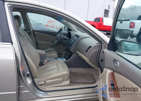 2009 Nissan Altima 2.5 S from USA, damaged, VIN 1N4AL21E49N422084